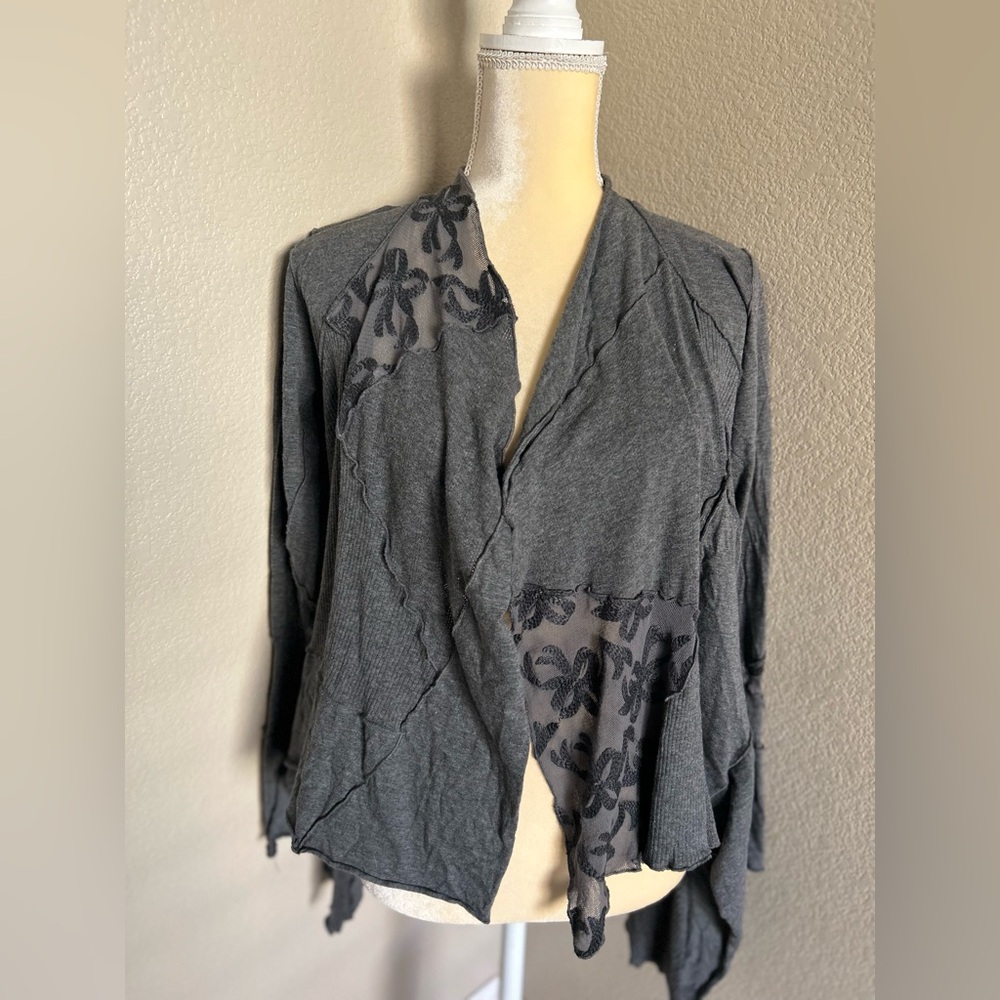Anthropologie Tiny Gray Patterned Women's  sweater size P